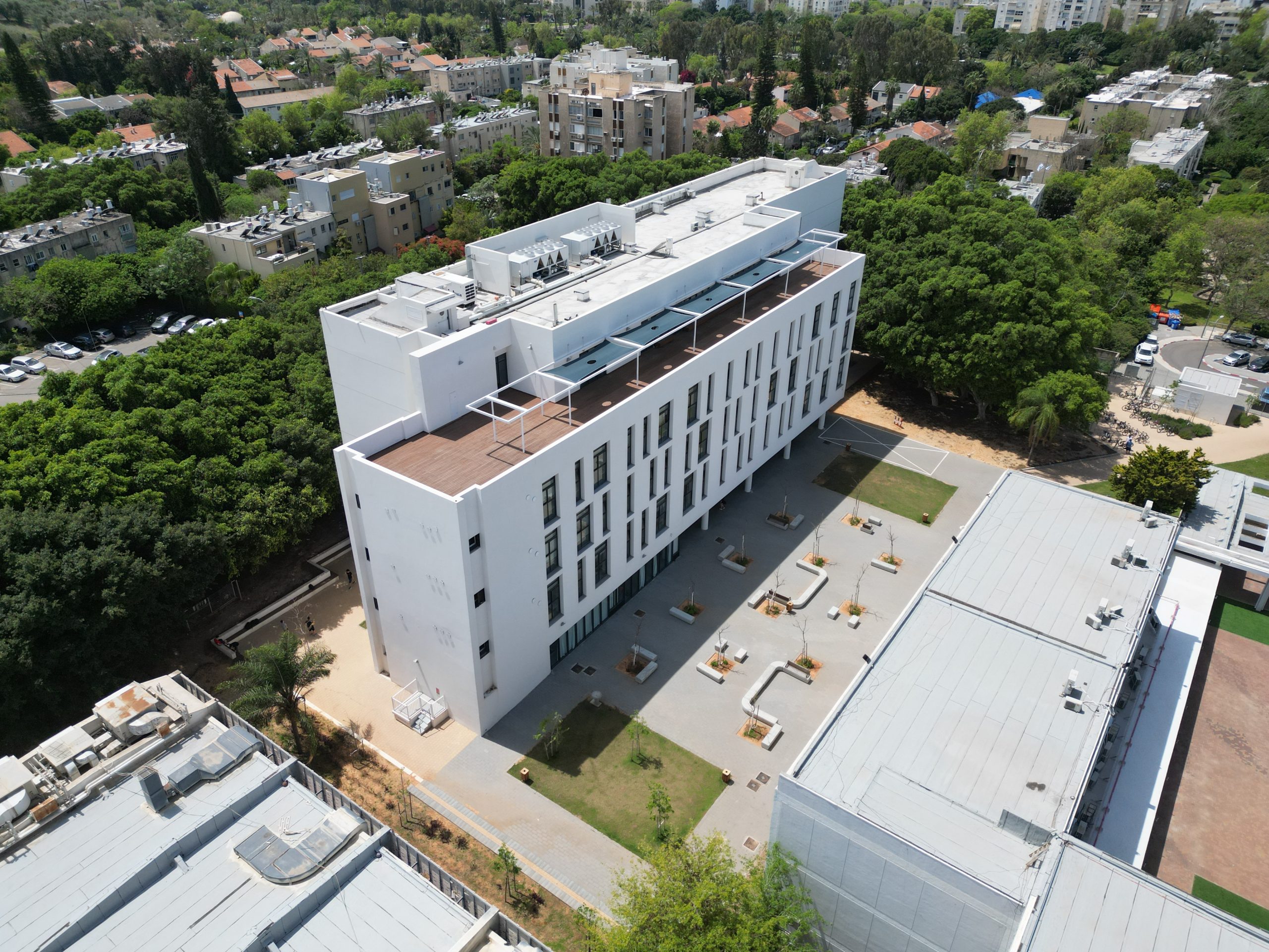 בית הספר התיכון אליאנס, תל אביב​